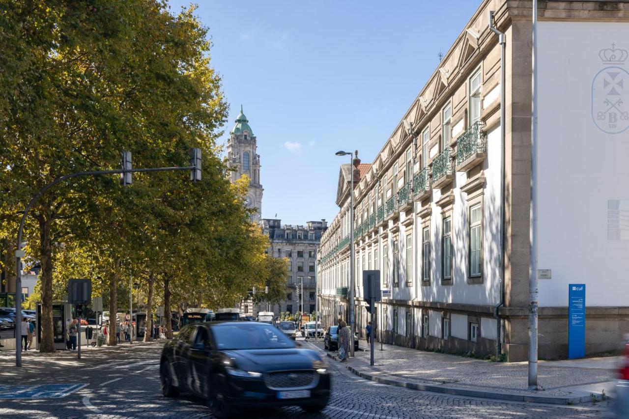 Downtown 2 Minutes By Walk To Center And Metro-Direct To Airpot T4 Apartman Porto Kültér fotó
